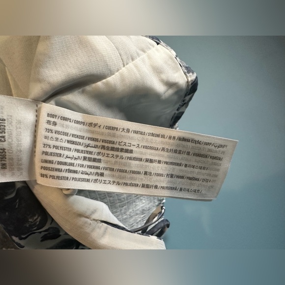 Abercrombie & Fitch Blue/Grey Floral Cinched Crop Top with Cut-out - Picture 4 of 7